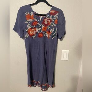 Monoreno Blue Embroidered Dress Size L Boho Floral Mini Shift Short Sleeve